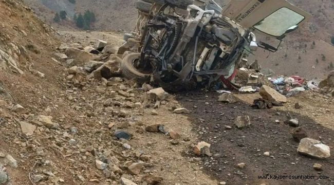 Beton mikseri yamaçtan yuvarlandı: 1 yaralı