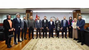 Büyükkılıç, Kayseri'nin ilk kadın ilçe başkanı Kahraman ve yönetimini ağırladı