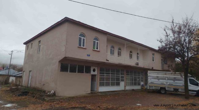 Büyükşehir, Sarız'da Veli Altınkaya Taziye ve Kültür Evi'ni yeniledi