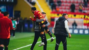 Denswill ve Furkan Soyalp ilk gollerini attı