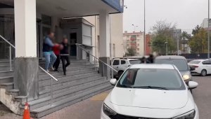 Evden hırsızlık yapan 2 şüpheli yakalandı