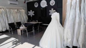 Kar Tanesi Gelinlik Evi ara tatilde mutlu koşuşturmacanın adresi oldu