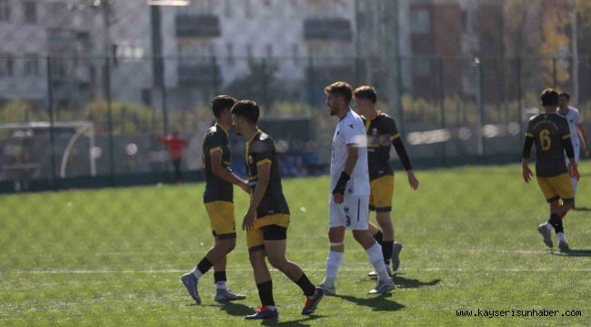 Kayseri Atletikspor kayıpsız ilerliyor