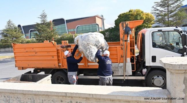 Kayseri OSB'de daha temiz caddeler için yatırım hız kesmedi