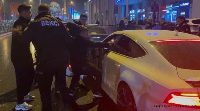 Kayseri'de gece kulübünde çıkan kavga sokağa taştı