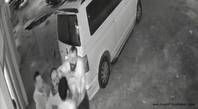 Kukla sanatçısı boşanma aşamasındaki eşi ve ailesi tarafından darbedildi