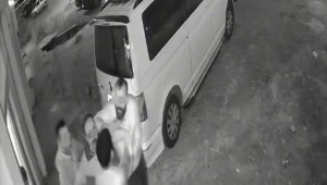 Kukla sanatçısı boşanma aşamasındaki eşi ve ailesi tarafından darbedildi