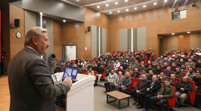 Melikgazi Belediyesi Park ve Bahçeler personeline 'Ağaç Bakım Sırları' anlatıldı