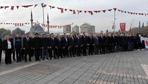 Milli Eğitim Müdürü Esen: "Erdemli bir topluma doğru giden yolda öğretmenin adanmışlığı, ideali çok önemli"