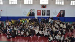 Öğretmenler hünerlerini filede sergiledi