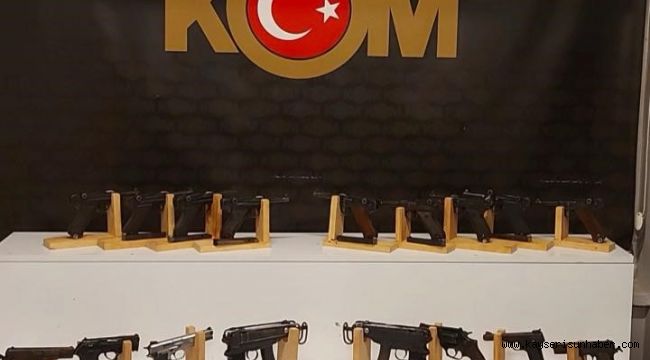 Silah tacirleri yakalandı