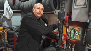 Ustasından kış lastiği uyarısı: "Can güvenliğimiz için lastiklerimizi taktıralım"