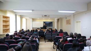 Başkan Yalçın gençlerle buluştu