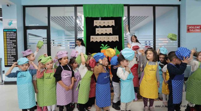 Büyükşehir'in miniklere özel merkezinde Minik Şefler Mutfakta etkinliği