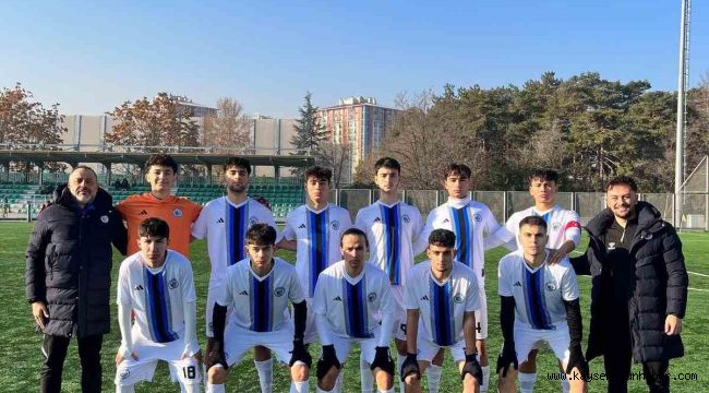 Erciyes 38 FK , U18 takımı 14'de 14 yaptı