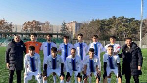 Erciyes 38 FK , U18 takımı 14'de 14 yaptı