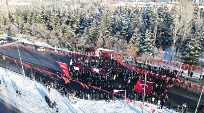 ERÜ 17 Aralık Şehitlerini andı