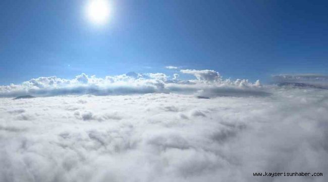 Kayseri'de sis bulutlarının üzerinden görüntüler hayran bıraktı
