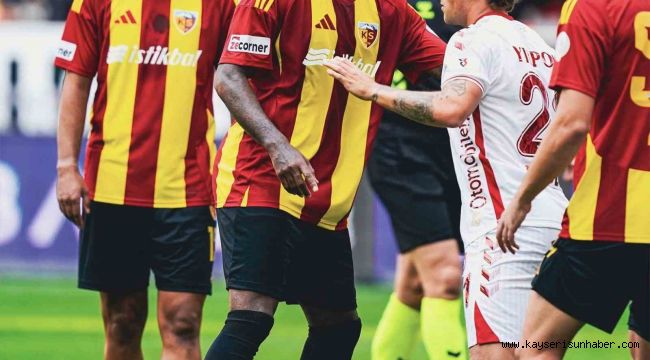 Kayserispor'a 17 maçta 42 sarı kart ve 2 kırmızı kart çıktı