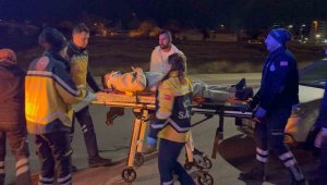 Kaza yapan alkollü sürücü, "Gazeteci çekerse üflemem" diyerek, ekiplere zorluk çıkardı