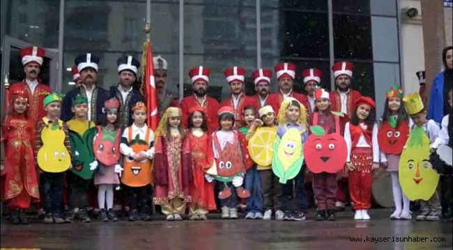 Minik öğrencilerin 'Yerli Malı Haftası' sevinci