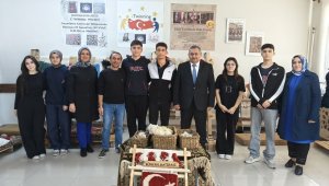 Öğrenciler ilçenin geleneğini okulda yaşatıyor