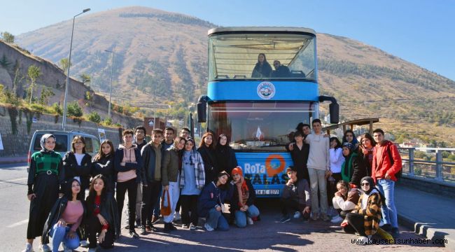 Talas'ı gezi rotasına alan turist sayısı 6 bini geçti