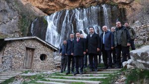 Vali Çiçek'ten Yahyalı ziyareti