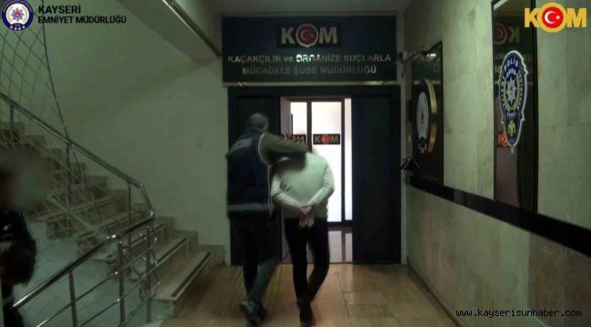 Yüksek maliyetli kanser ilaçlarını usulsüz şekilde temin edip kamuyu 88 milyon zarara uğrattılar