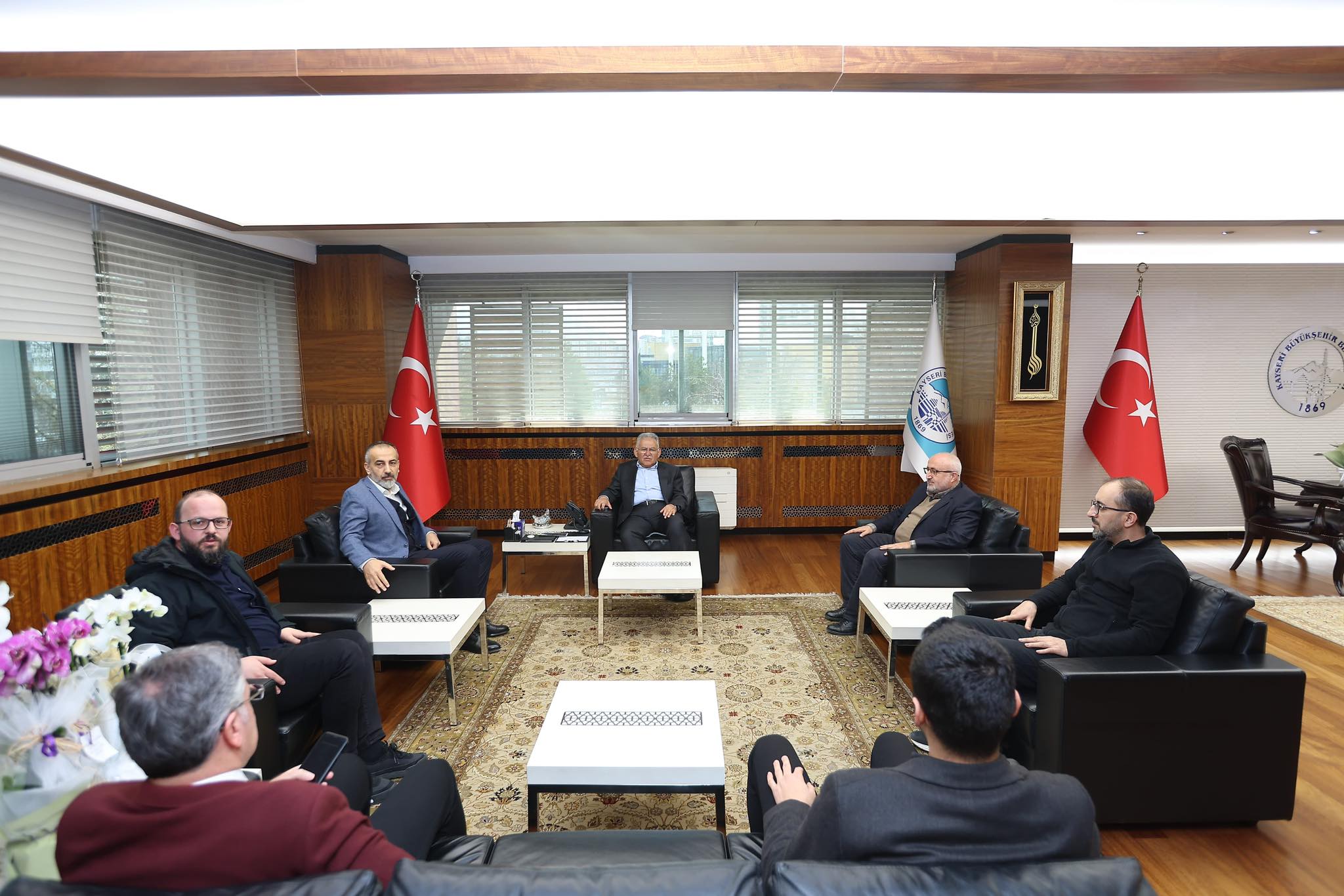 BAŞKAN BÜYÜKKILIÇ’A YOĞUN ZİYARET TRAFİĞİ