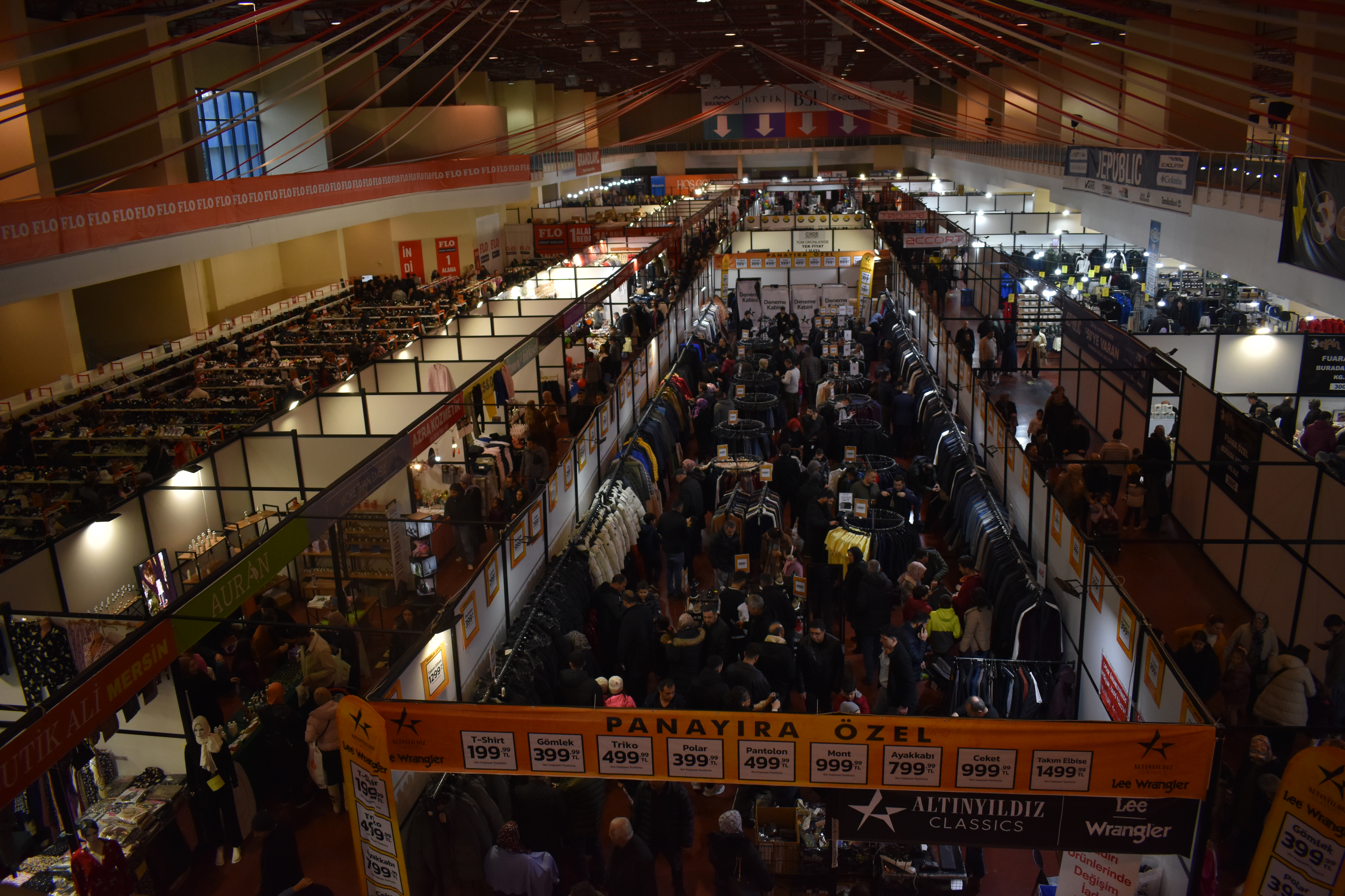 YÖRESEL ÜRÜNLER VE OUTLET ALIŞVERİŞ FESTİVALİ BAŞLADI