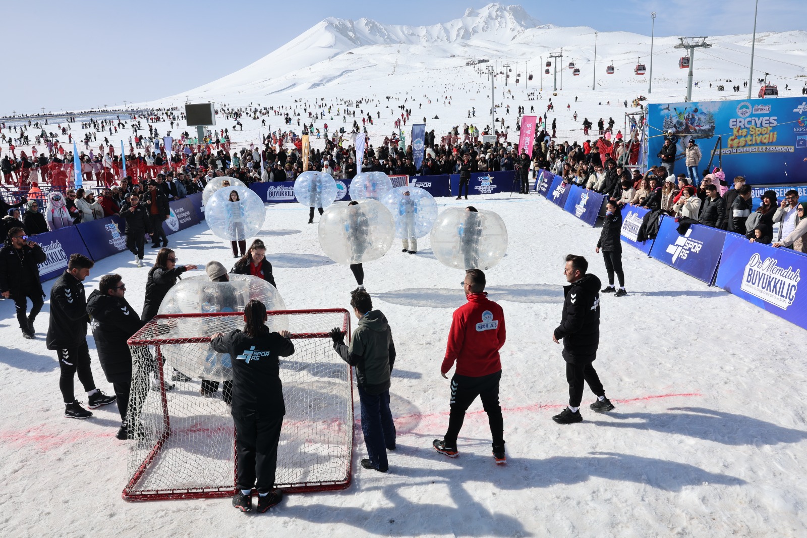 ZİRVEDE MUHTEŞEM FİNAL: ERCİYES KIŞ SPOR FESTİVALİ’NE BİNLERCE KATILIM